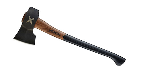 La WOOX Forte es una hacha de alta resistencia, con un mango de hickory que absorbe impactos, acero de alto carbono y un diseño equilibrado para un corte preciso.